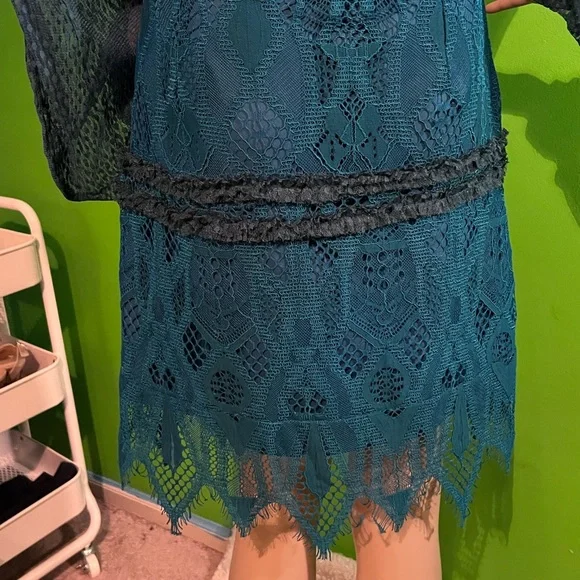 NWT $195 foxiedox | Gloria | Lace Dress with Sheer Arms in Sapphire & Teal Black - Picture 10 of 16